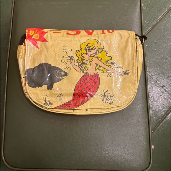 Unique recycled crossbody bag by Angkor Recyled Handmade in Cambodia New unused! - Picture 3 of 9